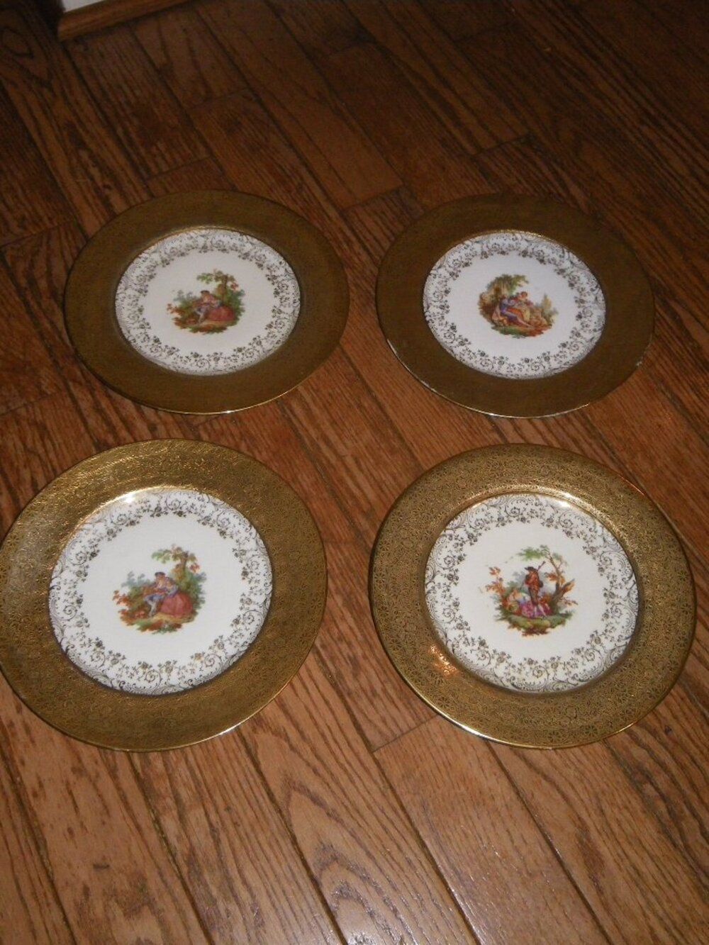 4 Ornate Plates Victorian Courting Czechoslovakia 22 Karat Gold Warranted Decor